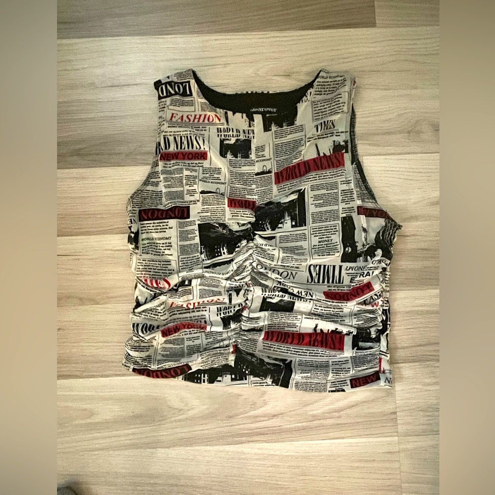 NEW UNUSED news styled tank top with 3 inch sleeves